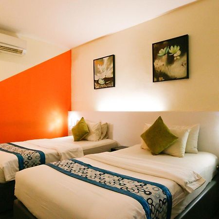 Golden Roof Hotel Ampang Ipoh Exterior photo