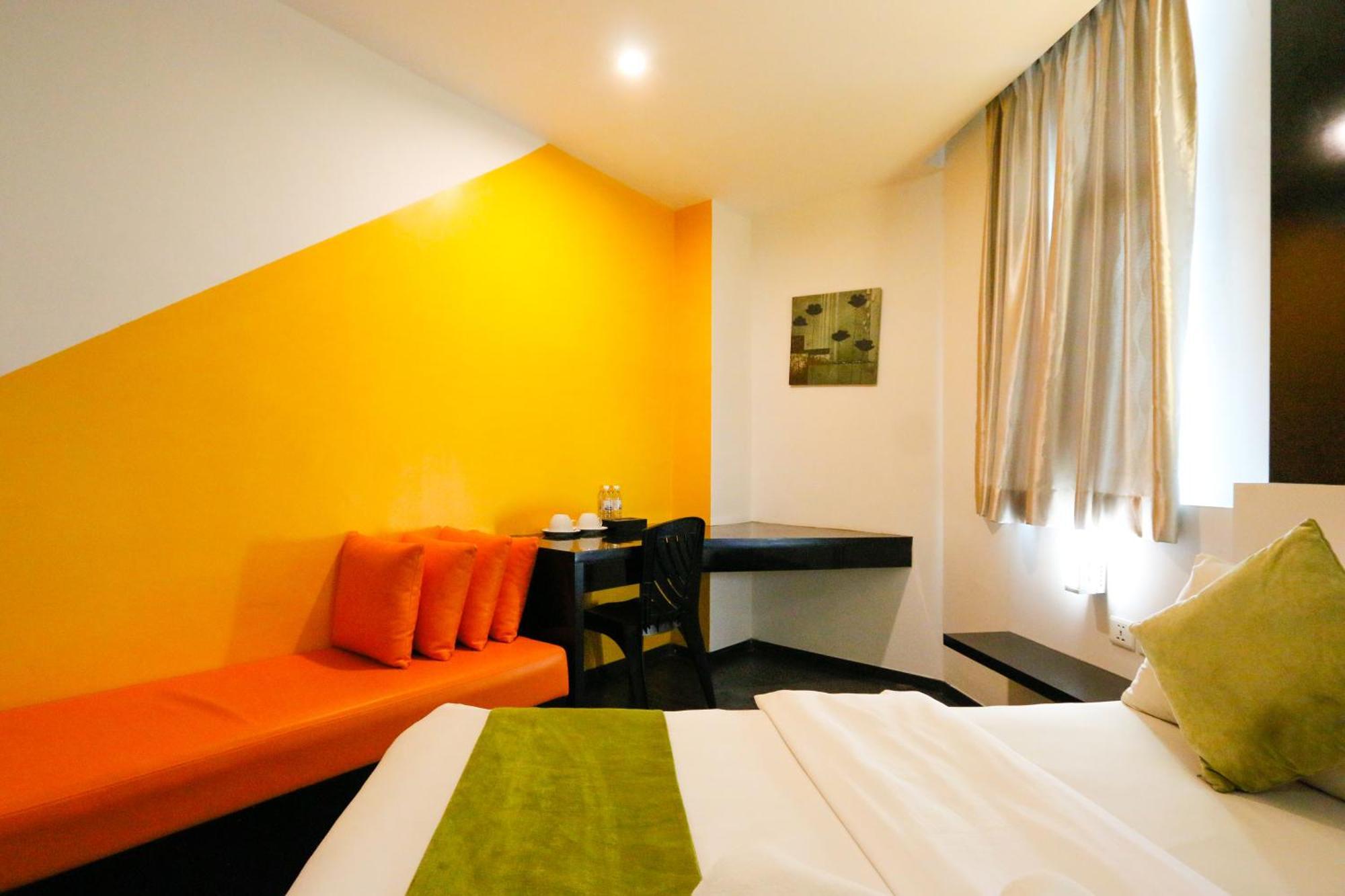 Golden Roof Hotel Ampang Ipoh Exterior photo