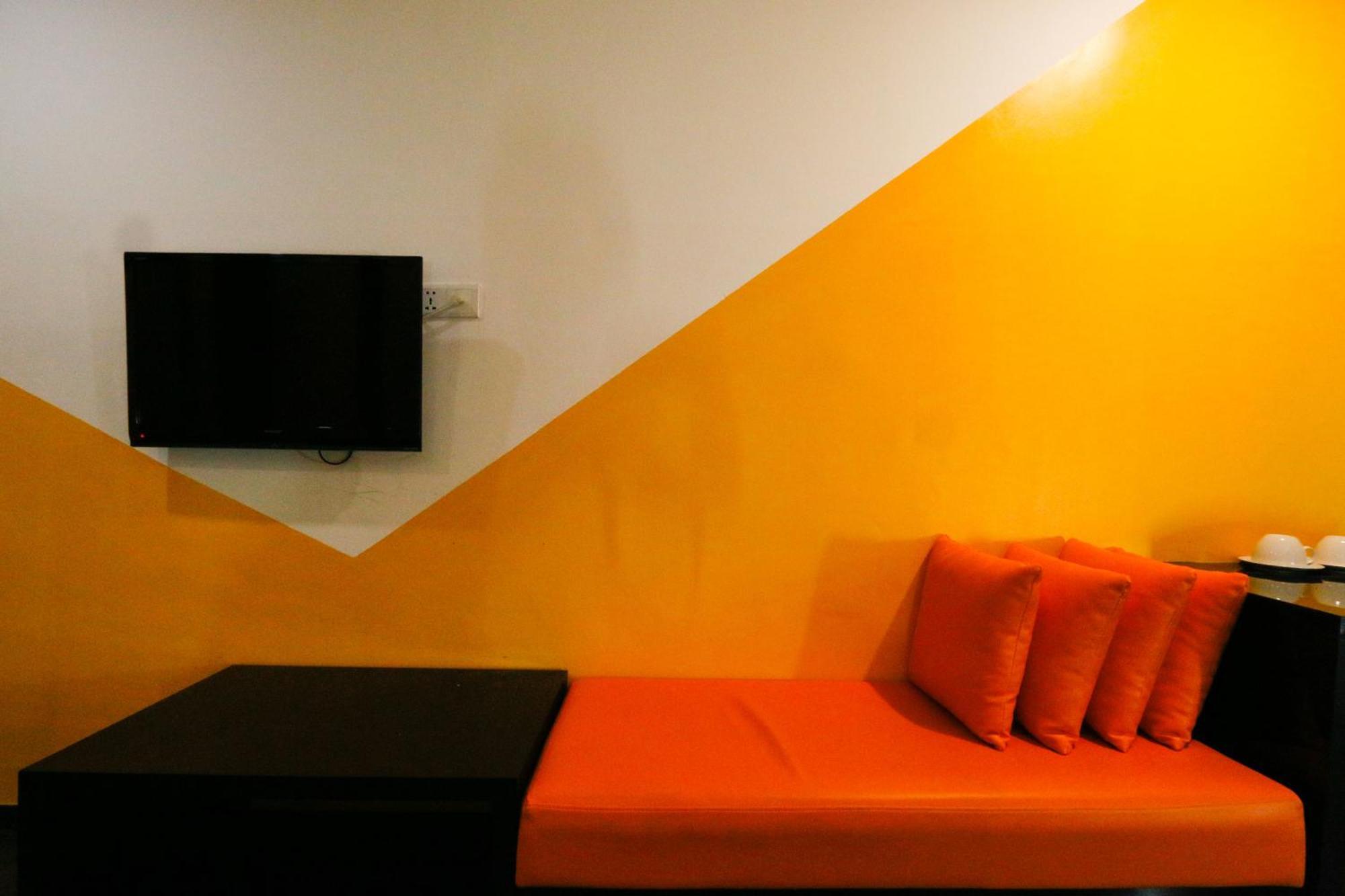Golden Roof Hotel Ampang Ipoh Exterior photo